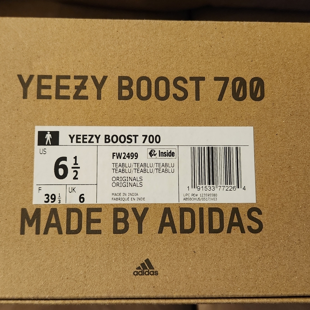 Yeezy Boost 700 Teal Blue sz 6.5 *Orange Laces* - Picture 2 of 12